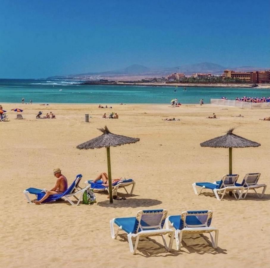 Green View Luxury Appartment In New Complex Pueblo Majorero Next To Golf Course 5 Min Walk From The Beach And Atlantico Shopping Centre In Caleta De Fuste Next To Cassino And Elba Sara Hotel 2 Bedrooms 2 Bathrooms Huge Terace! Dış mekan fotoğraf