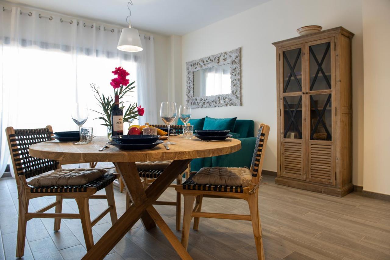 Green View Luxury Appartment In New Complex Pueblo Majorero Next To Golf Course 5 Min Walk From The Beach And Atlantico Shopping Centre In Caleta De Fuste Next To Cassino And Elba Sara Hotel 2 Bedrooms 2 Bathrooms Huge Terace! Dış mekan fotoğraf